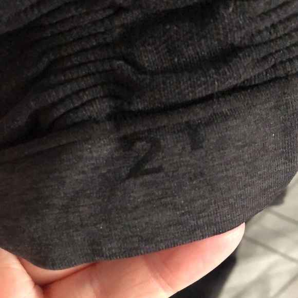 Lululemon scrunched compression - Picture 11 of 11